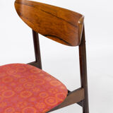 Set of four dining room chairs in rosewood and upholstered with red fabric, of danish design, 1960s