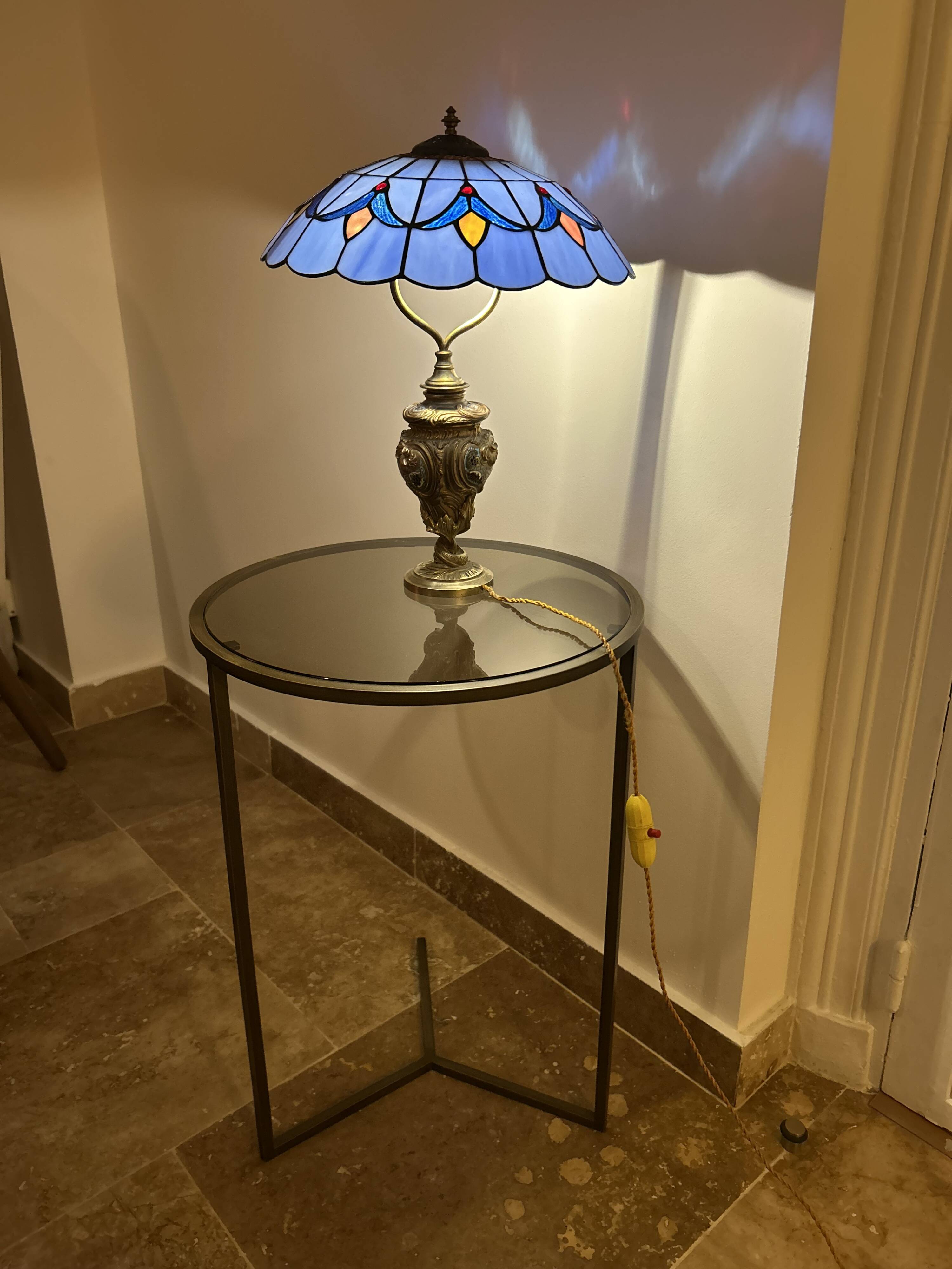 bronze lamp from 1900, solid, inlaid with enamels and glass shade