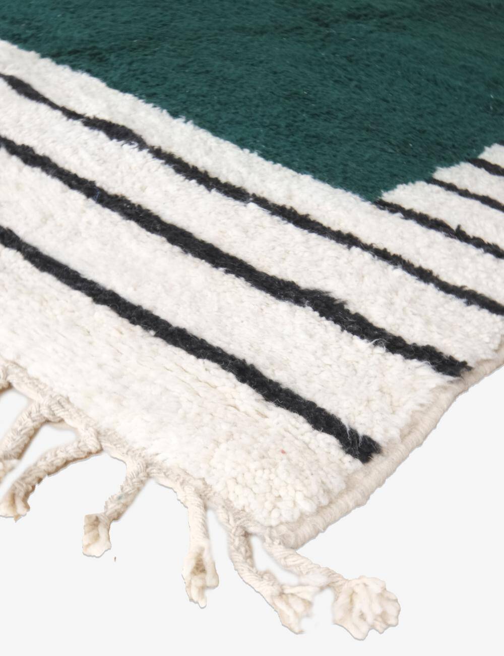 Contemporary Green Rug - 276 x 184 cm