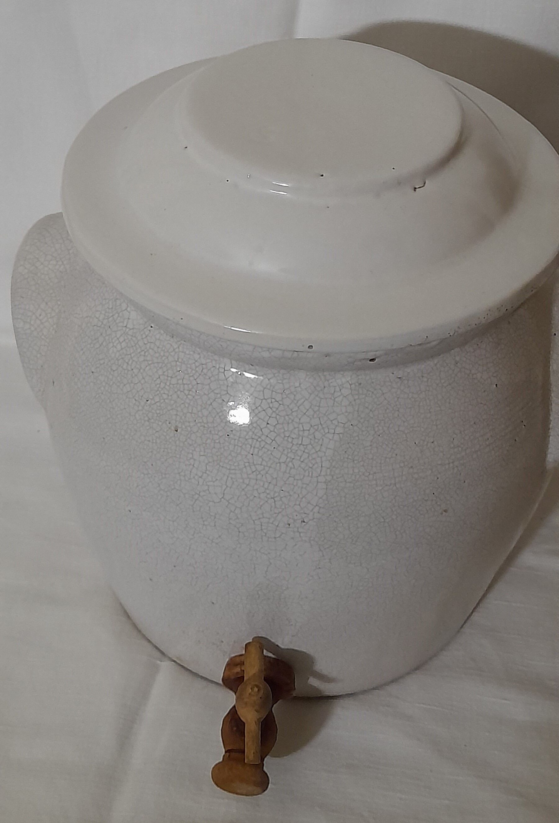 Vinaigrier engrès émaillé blanc  H 26 cm 3 L