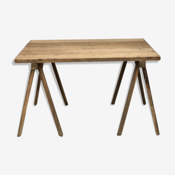 Oak tray and trestles desk