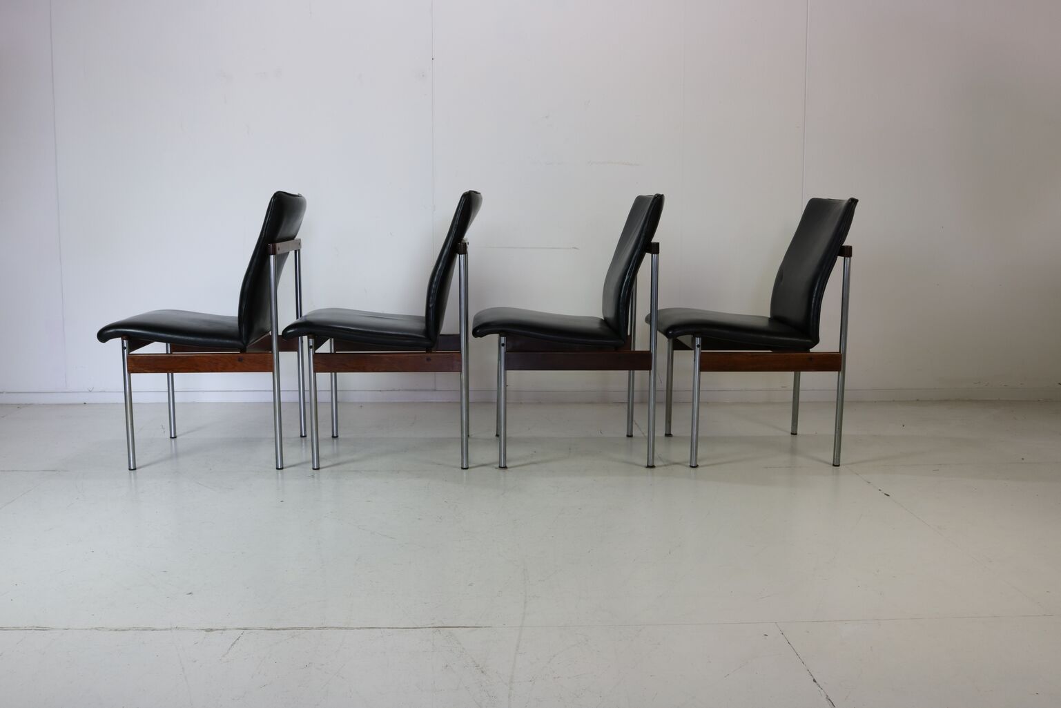 Dutch design dinner set for Thereca