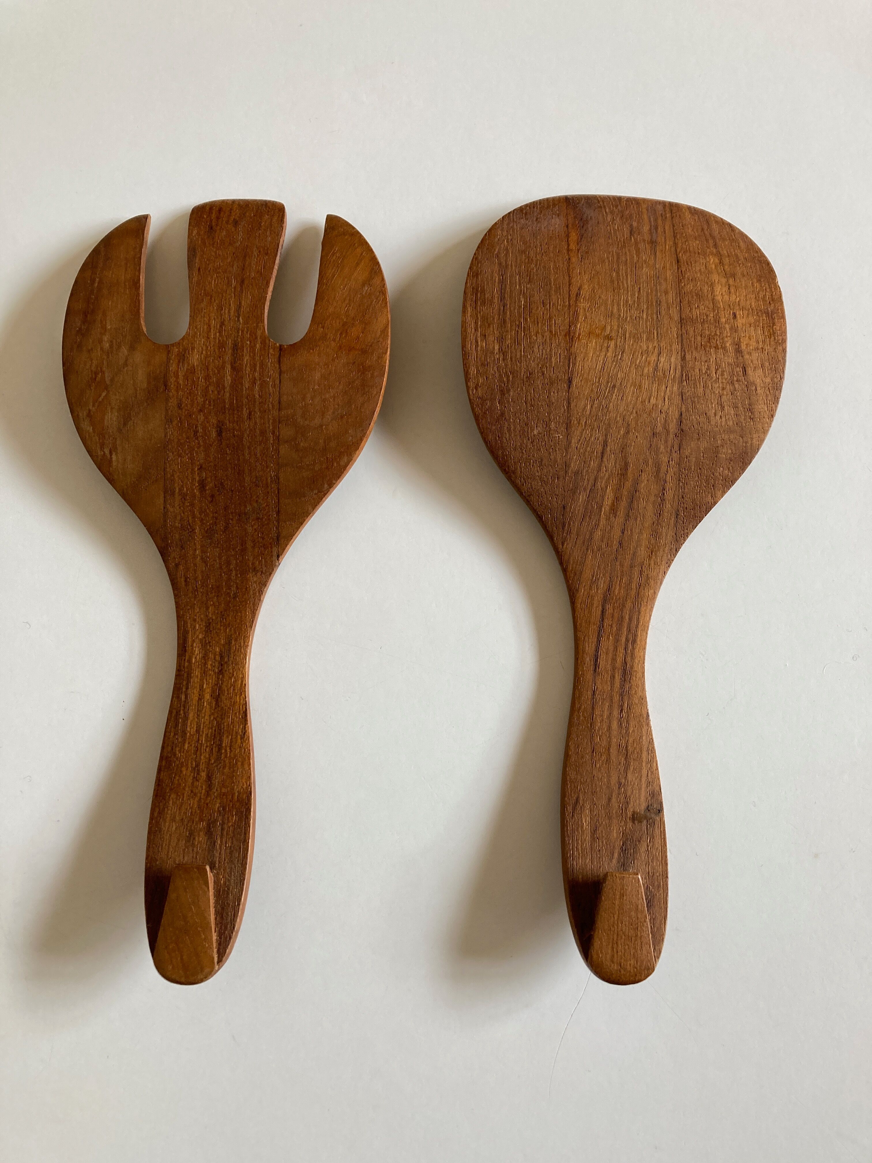 Pair of XXL Scandinavian service cutlery in solid teak 1960
