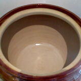 Enamelled sandstone pot