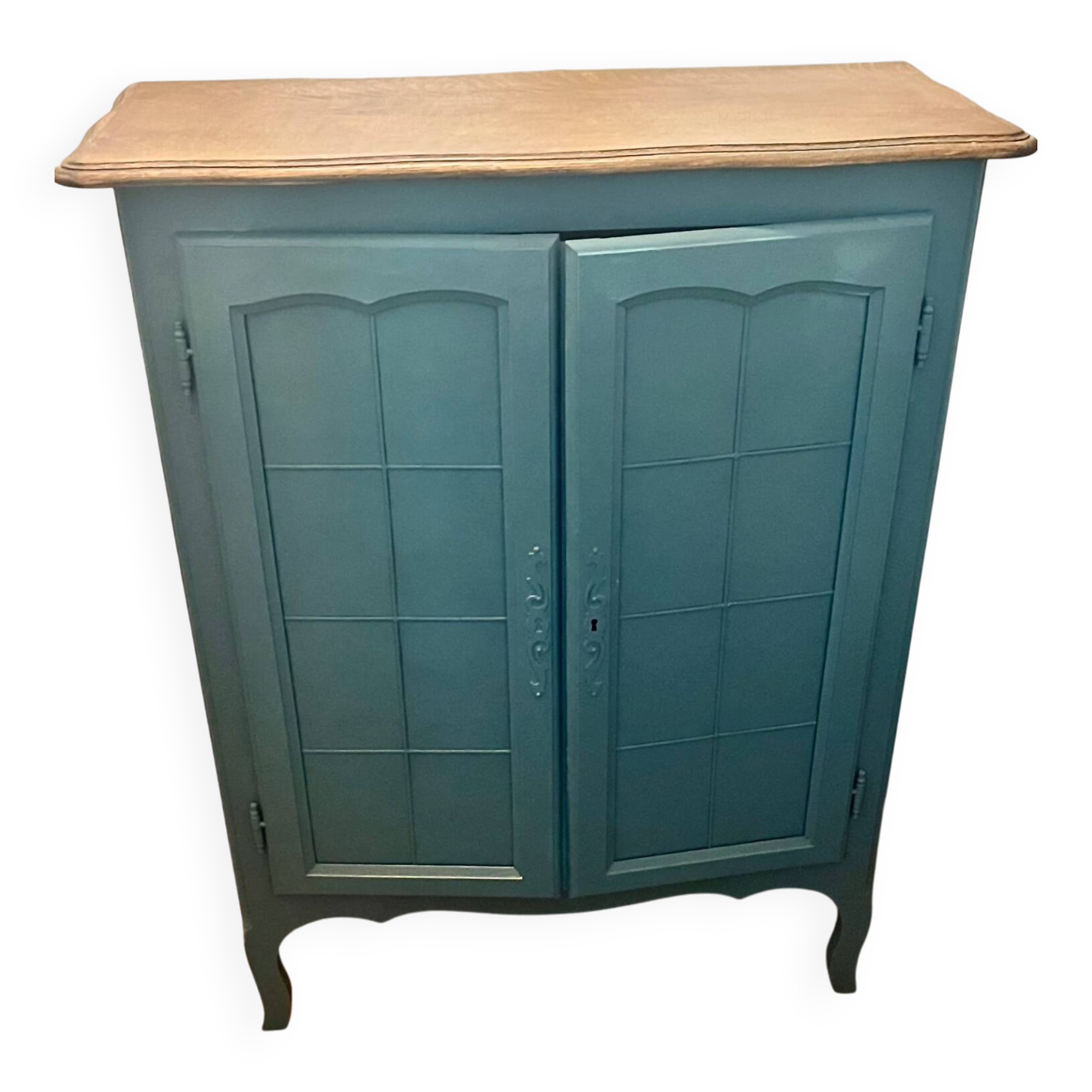 Blue Parisian Buffet