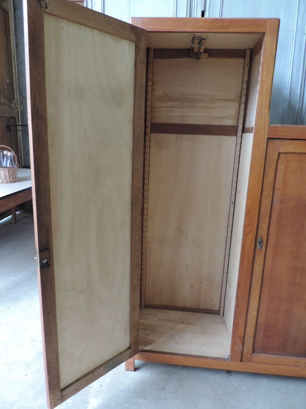 Asymmetrical parisian wardrobe