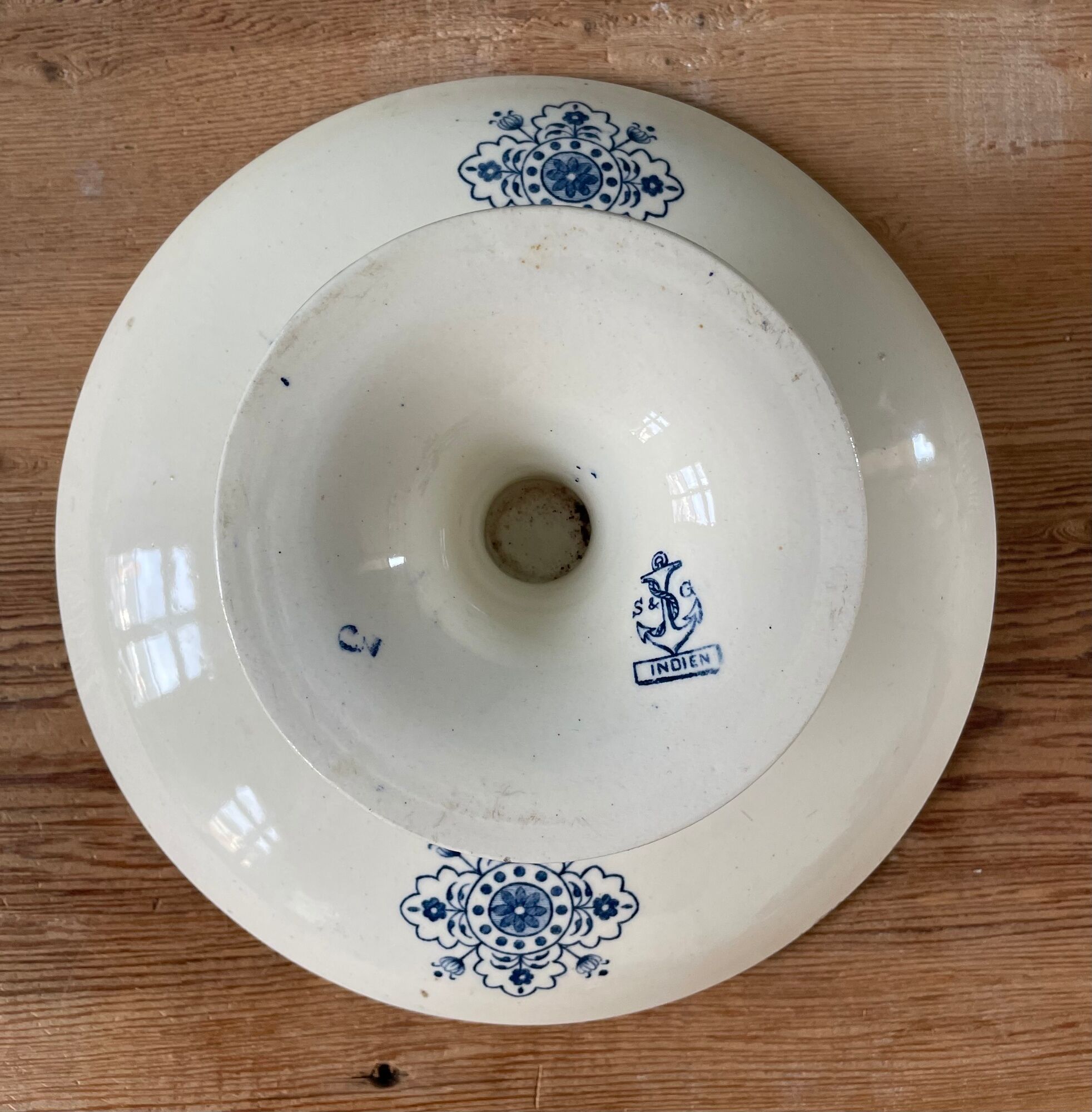 Lot of 2 stews Terre de Fer Clairefontaine XIXth, model "Indian"
