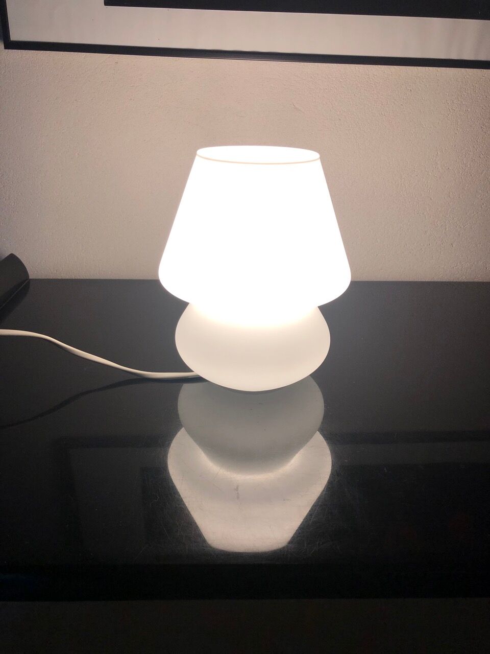 small mushroom lamp in white opaline