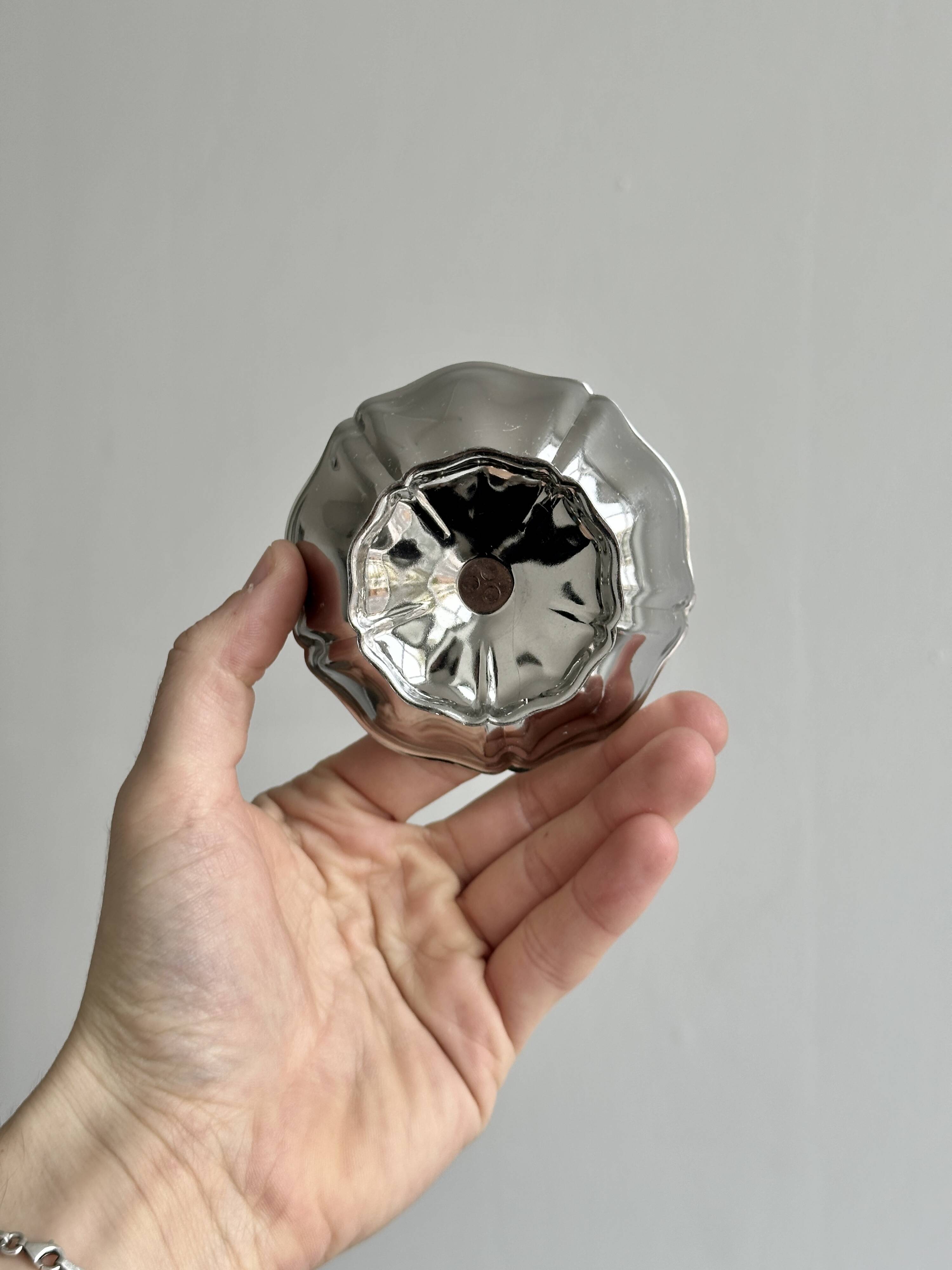 Set of 6 low bowls in polished stainless steel