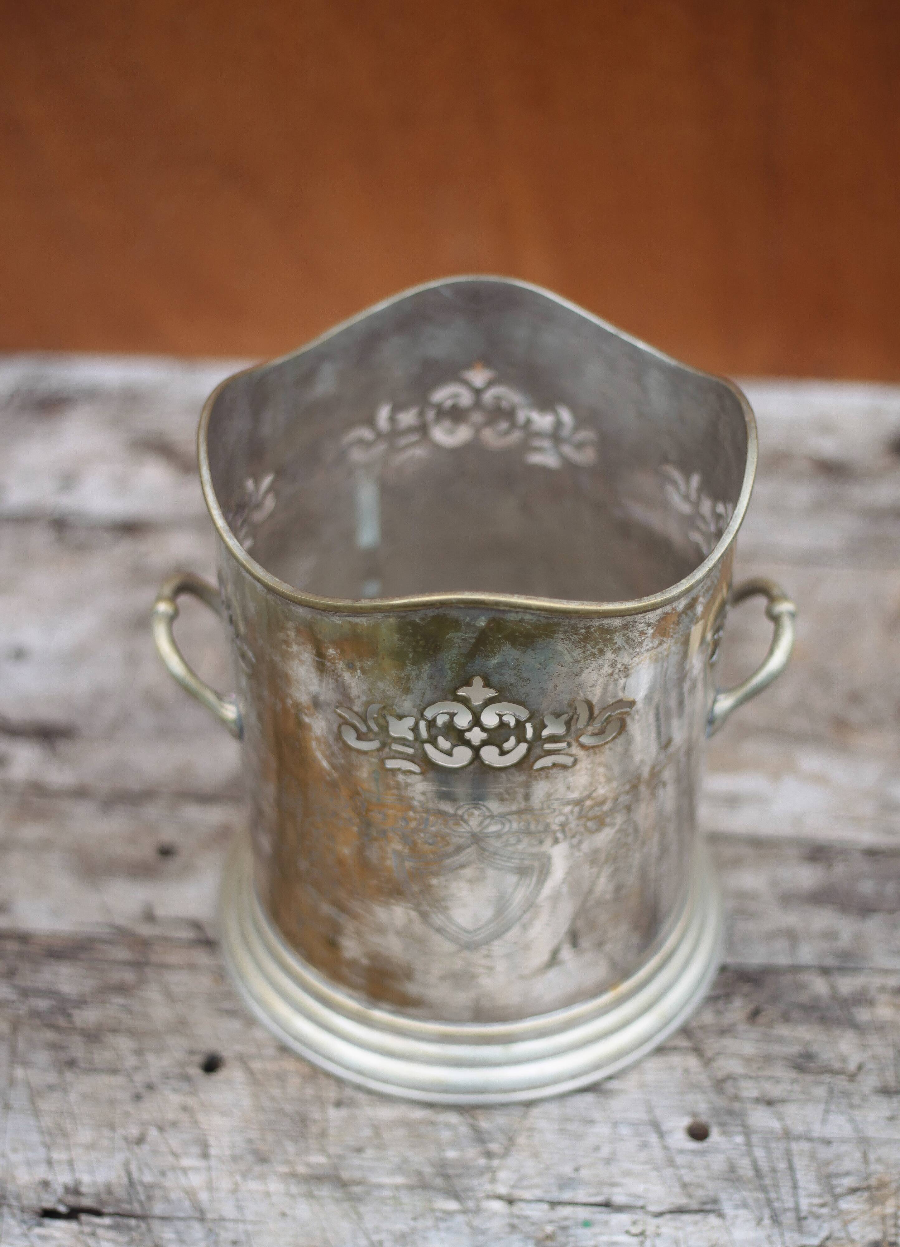 Vintage champagne bucket, silver metal champagne bucket, tableware