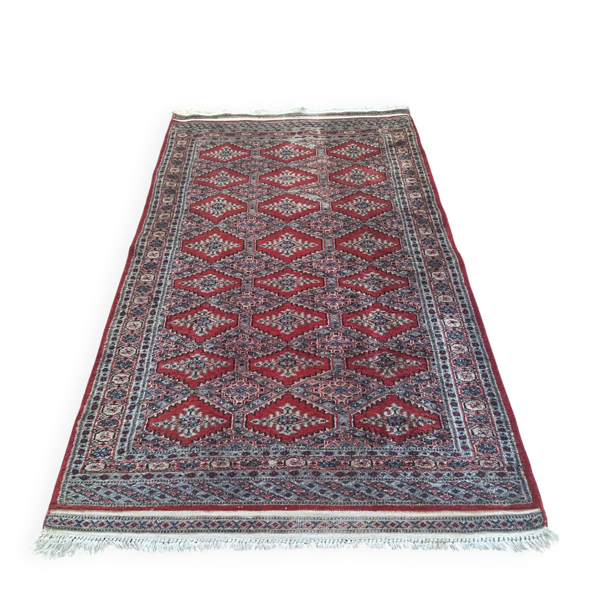 Handmade Pakistani carpet