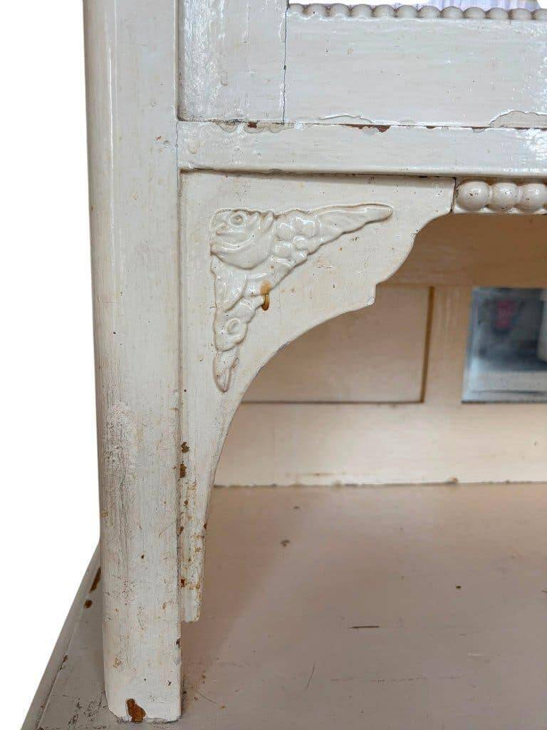 Buffet vintage off-white / antique furniture