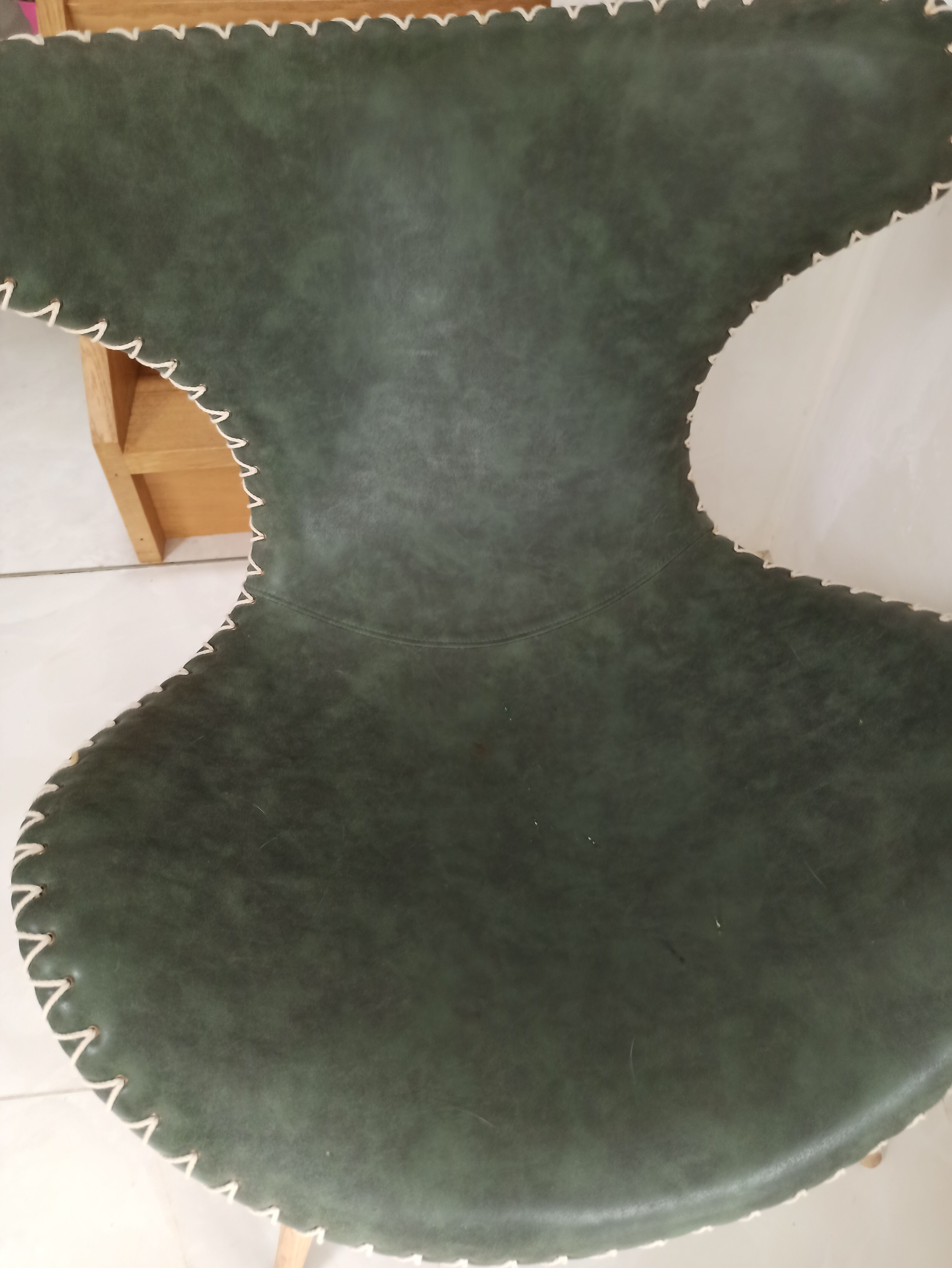 Fauteuil contemporain cuir bois et corde