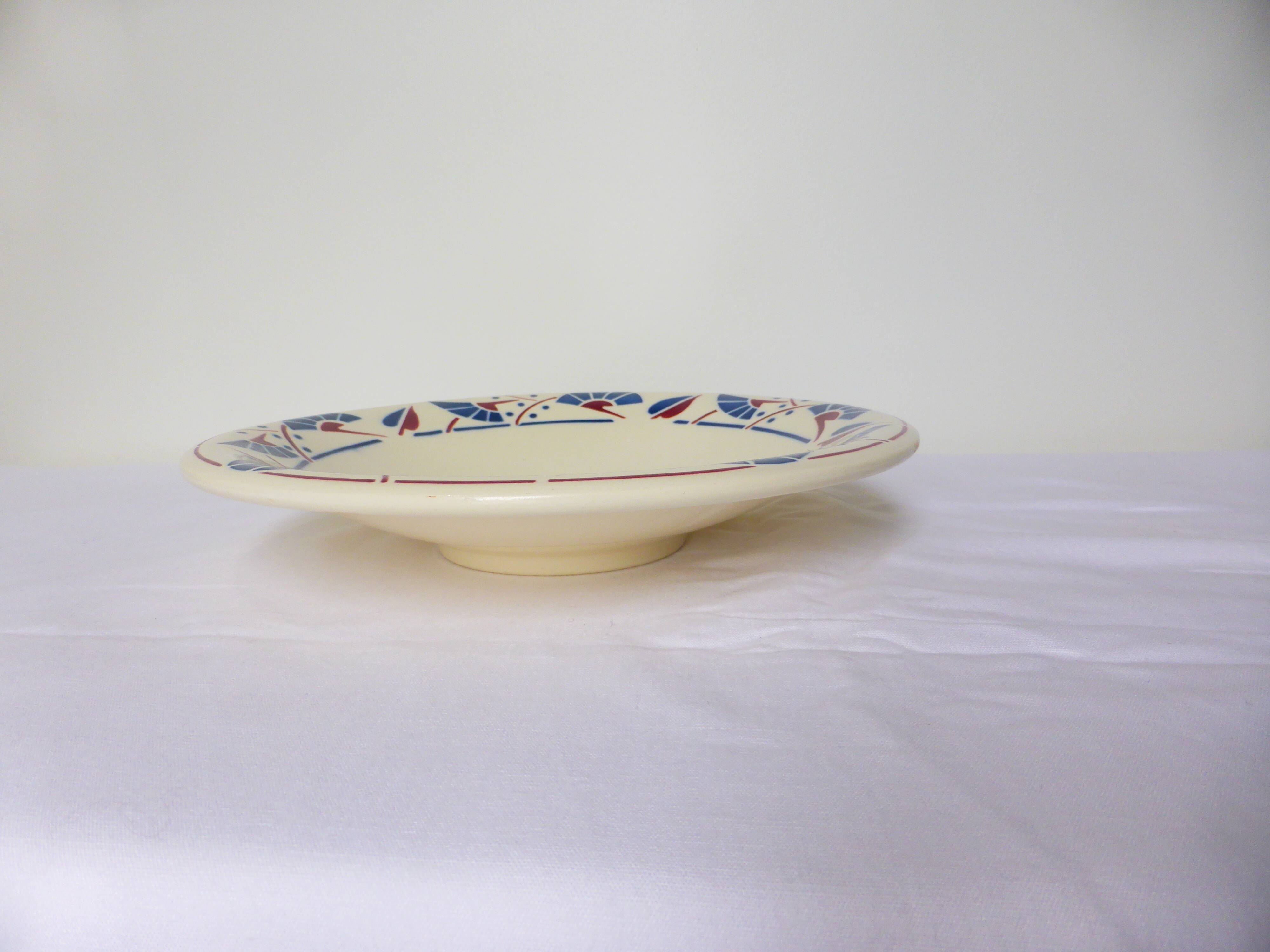 Badonviller round cap serving dish model Mousmee 221036