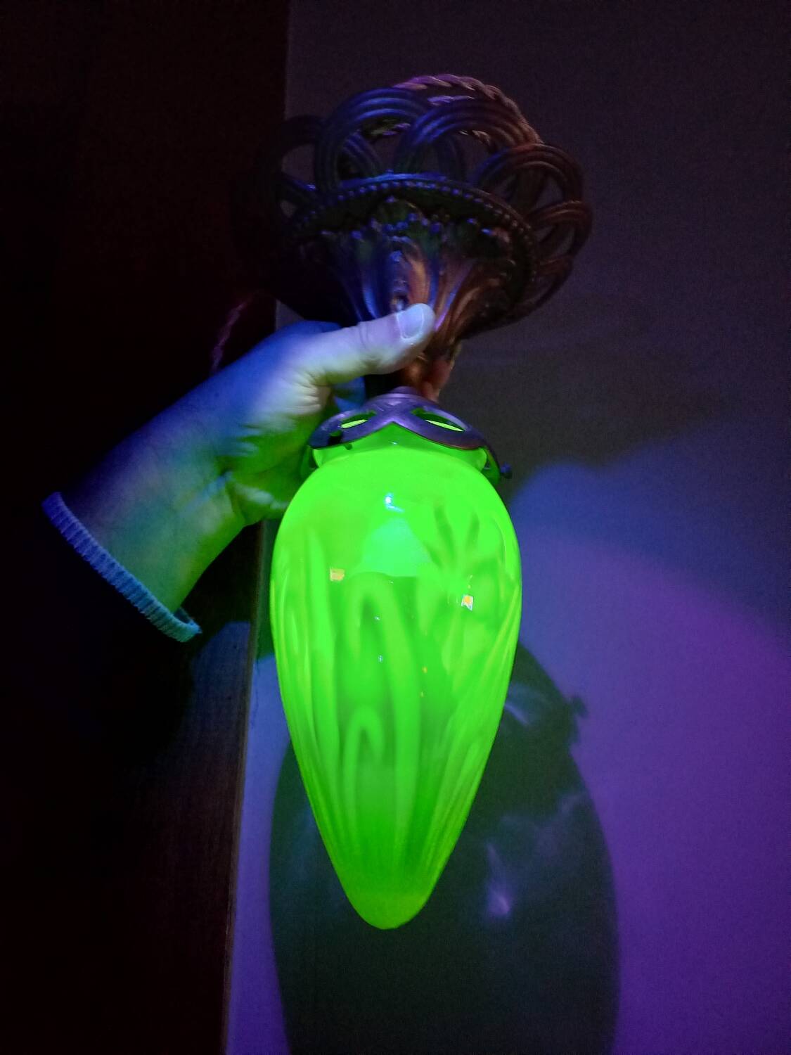 Luminaire globe verre ouraline ancien Art nouveau fin 19e début 20e siècle