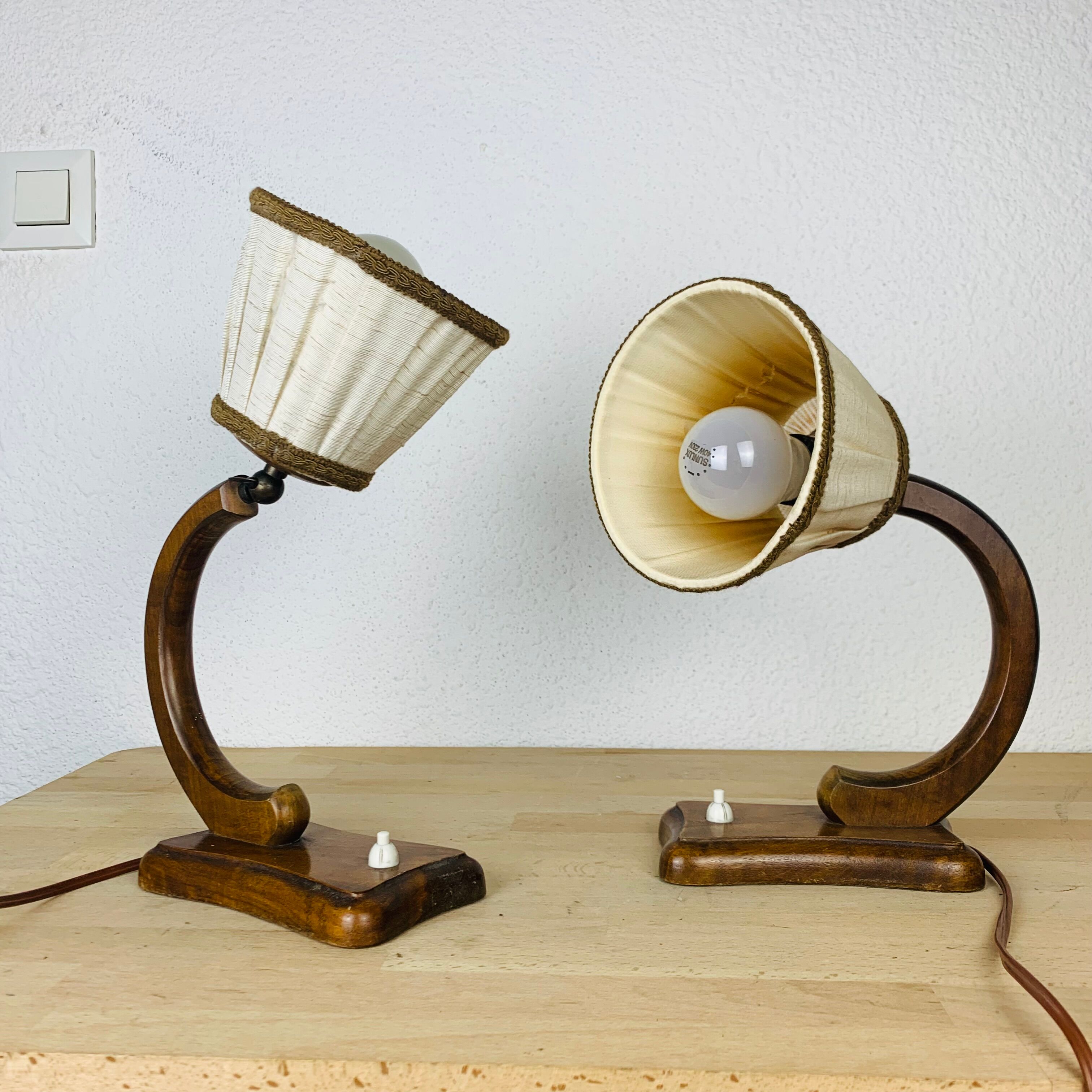 Paire de lampes art déco bois courbé