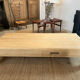 Table basse en chêne blond