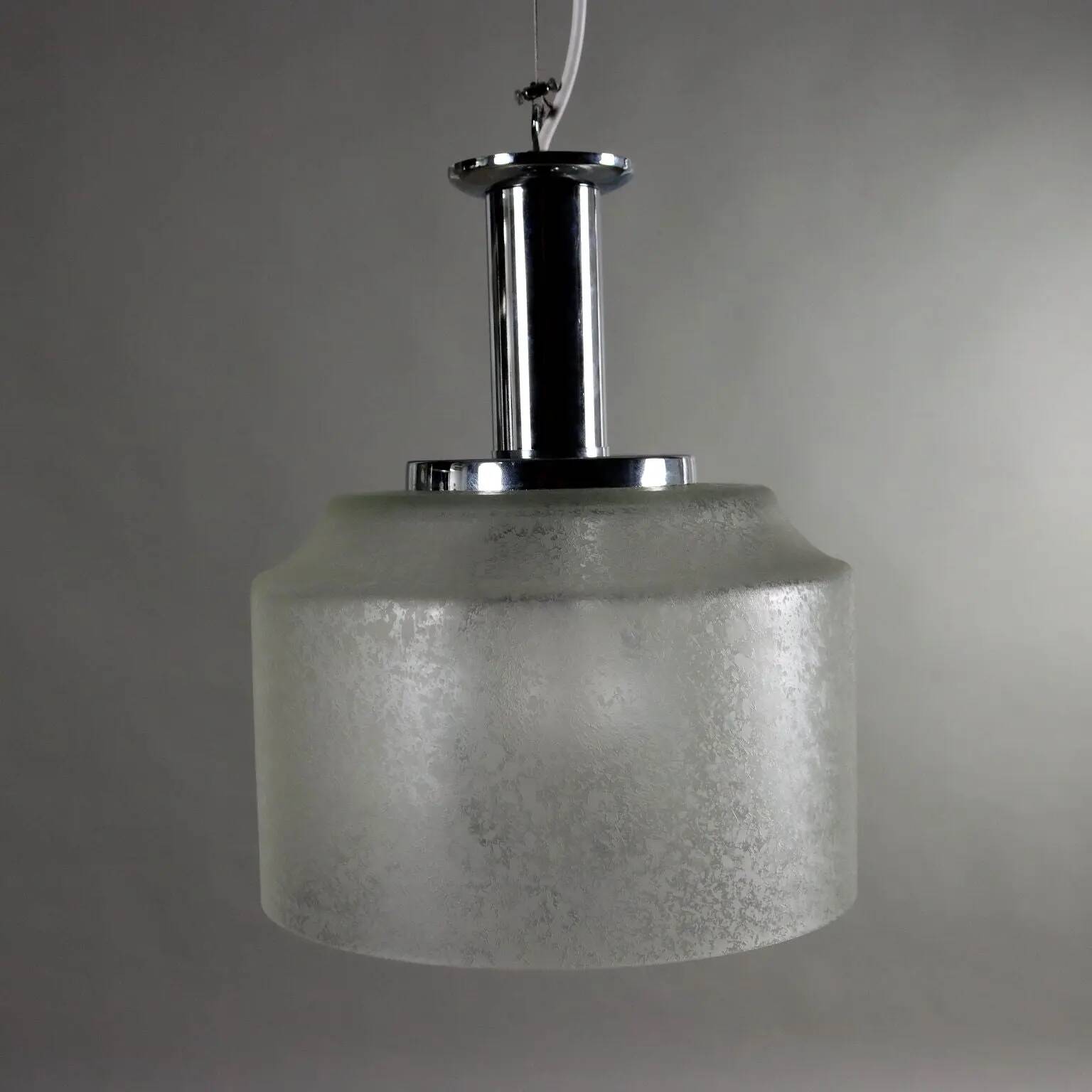 Suspension vintage en métal chromé et verre, Italie, années 1970