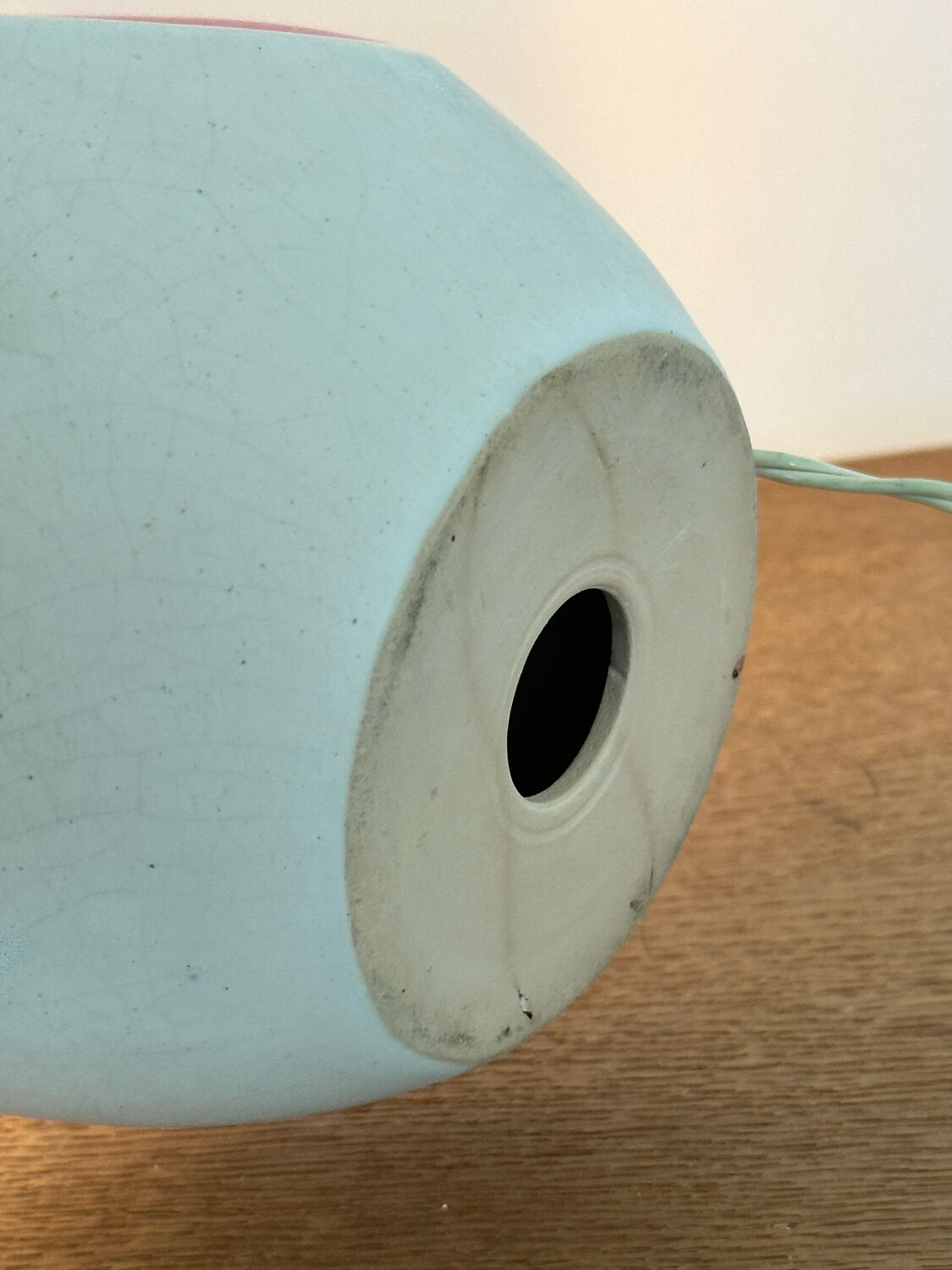 Organic design lamp in white and pink ceramic circa 1950