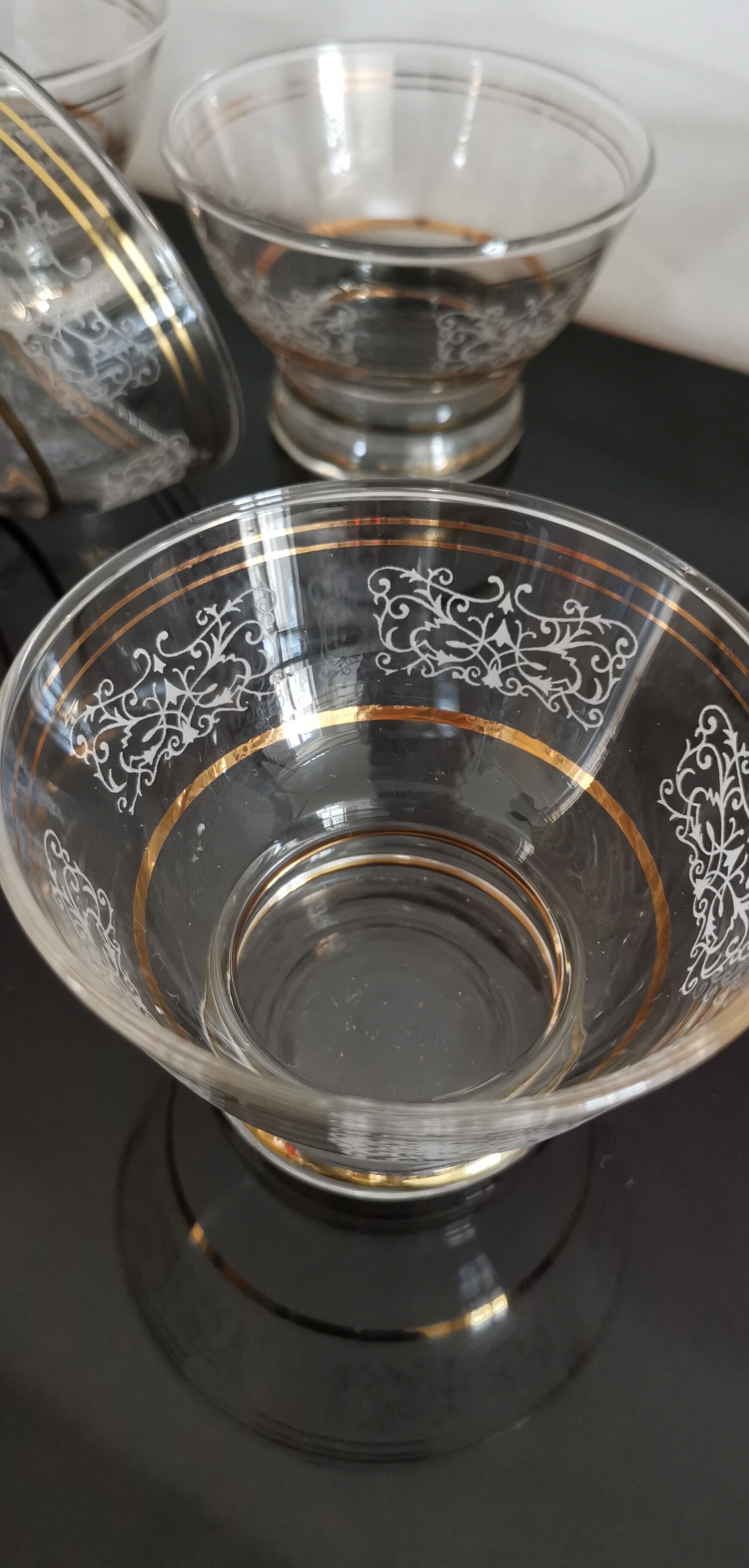 9 champagne glass cups 50s/60s