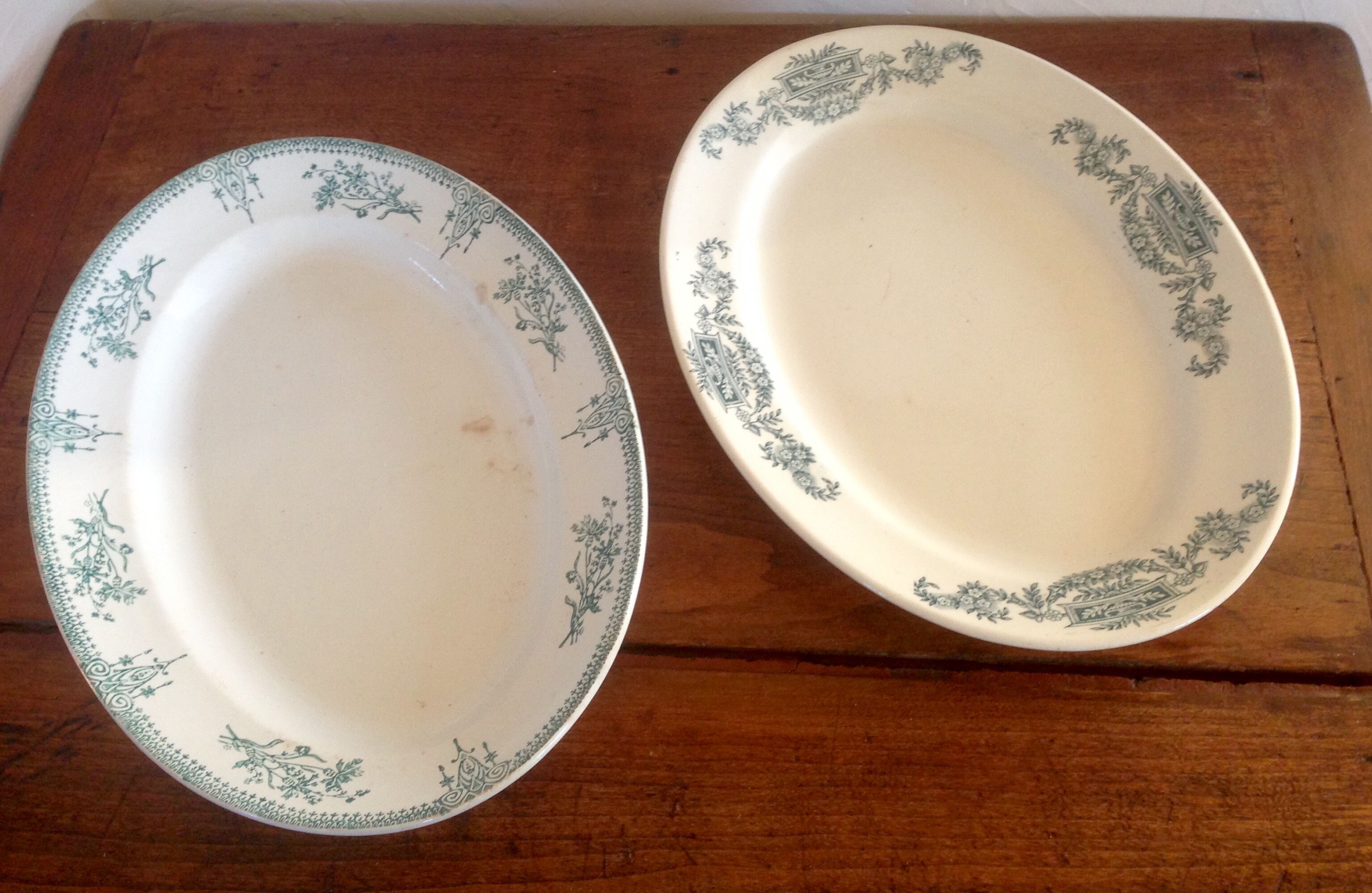 Two flat ovals land of iron