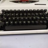 Adler Tippa Typewriter - Azerty Keyboard - works