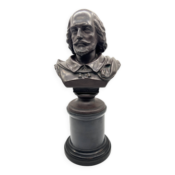 Terracotta bust of Shakespeare by Rudolf Uffrecht