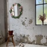 Oval ceramic mirror with flowers