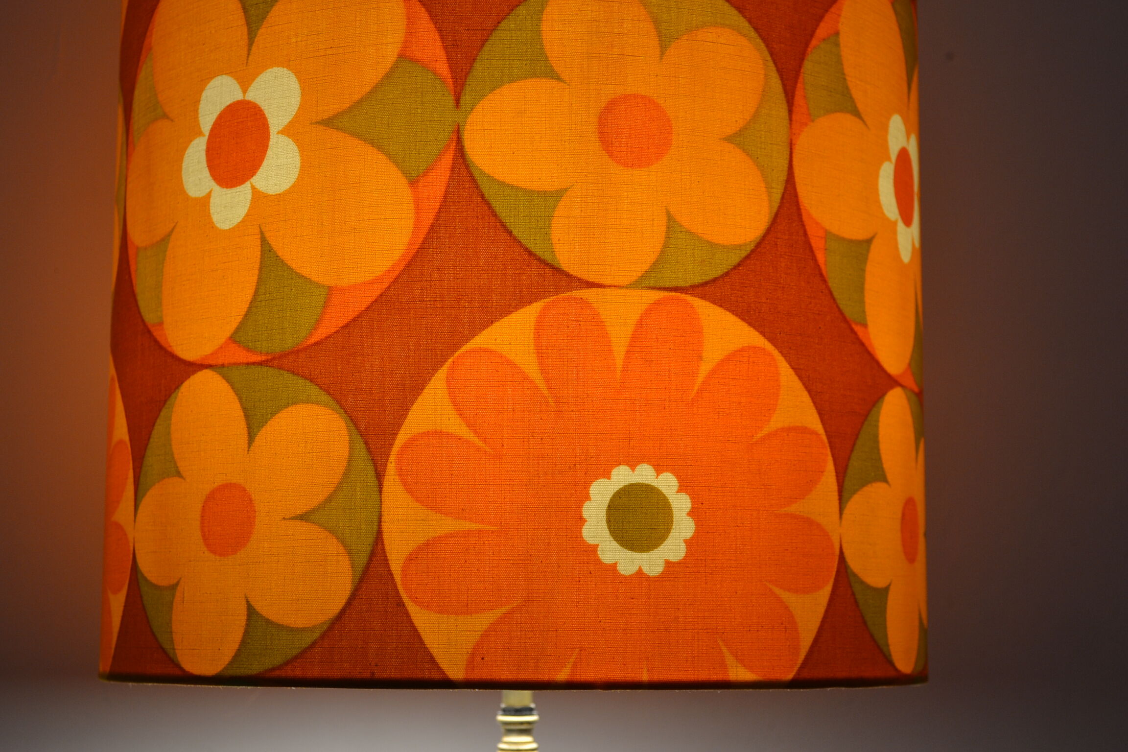 Corolles orange lampshade 1970