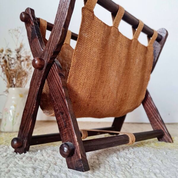 Porte-revues pliant bois et toile de jute - brutaliste