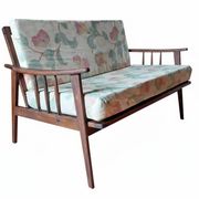 Vintage Scandinavian bench in solid beech from the 1950s with tapered legs.