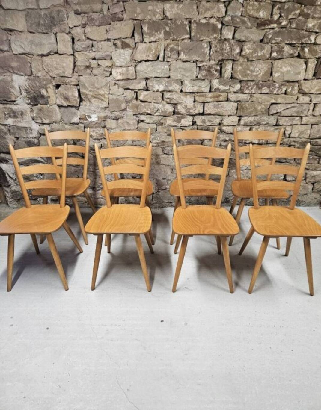 Lot 8 Chaises bistrot Campagnard 1970