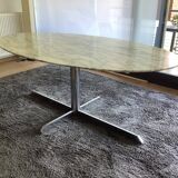 Oval table in Roche and Bobois marble, year 1975