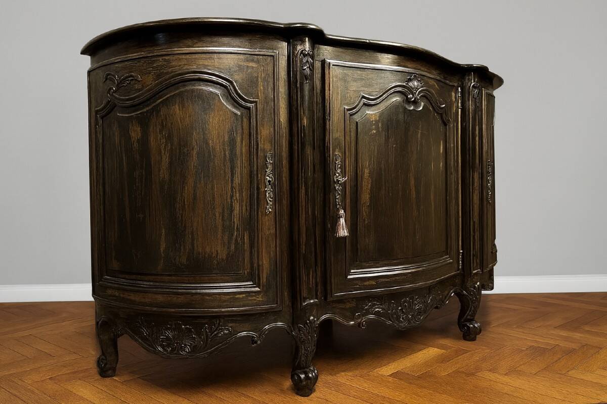 Buffet in a row in lacquered wood and stained wood in Louis XV style.