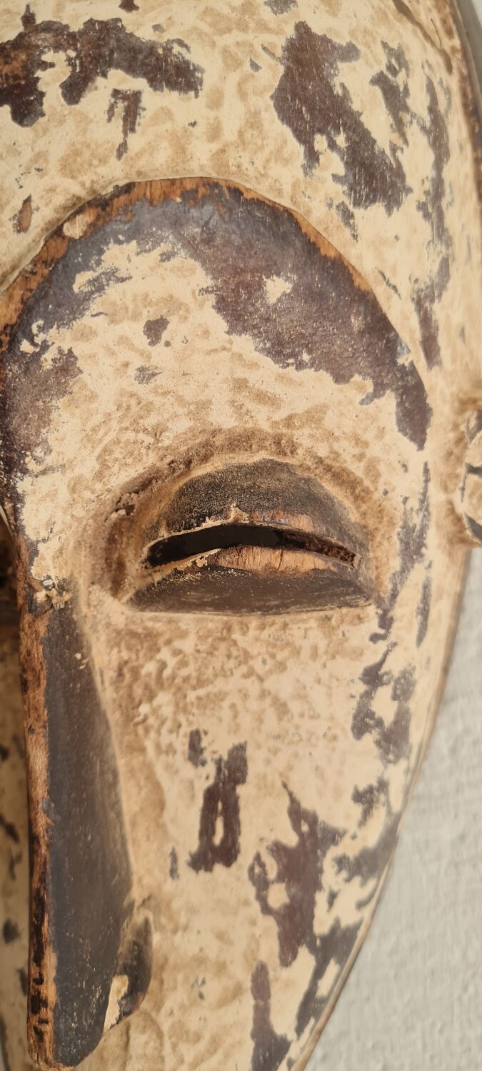 African wooden mask 1950