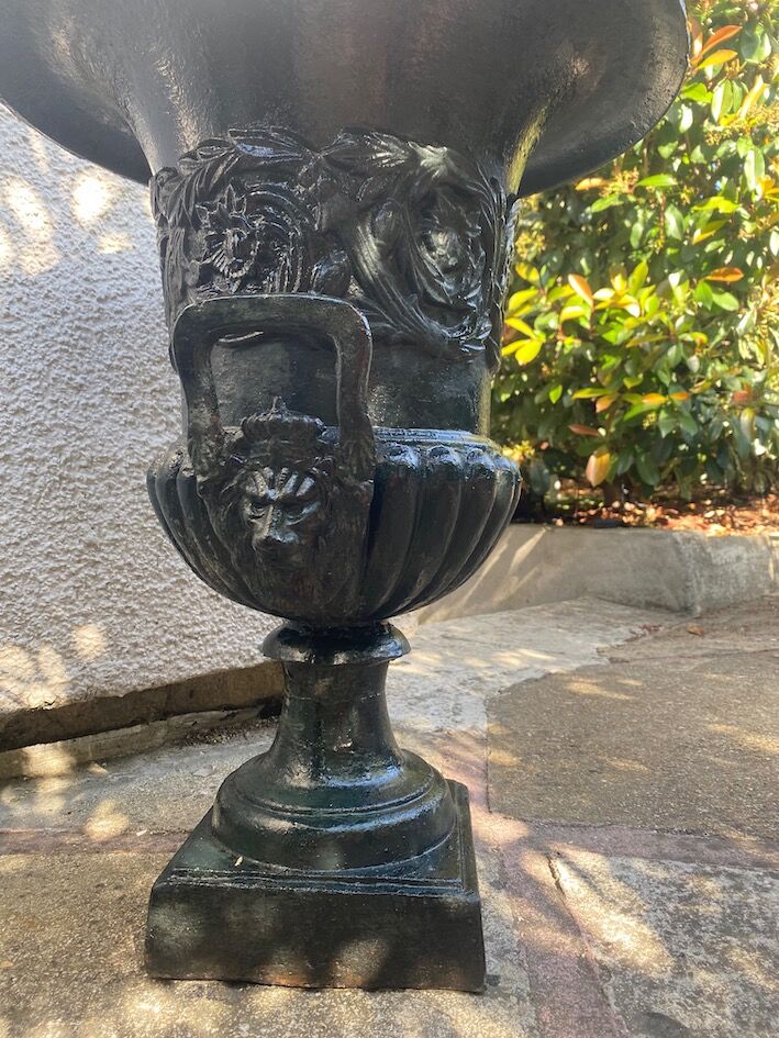 Médicis vases 20th century