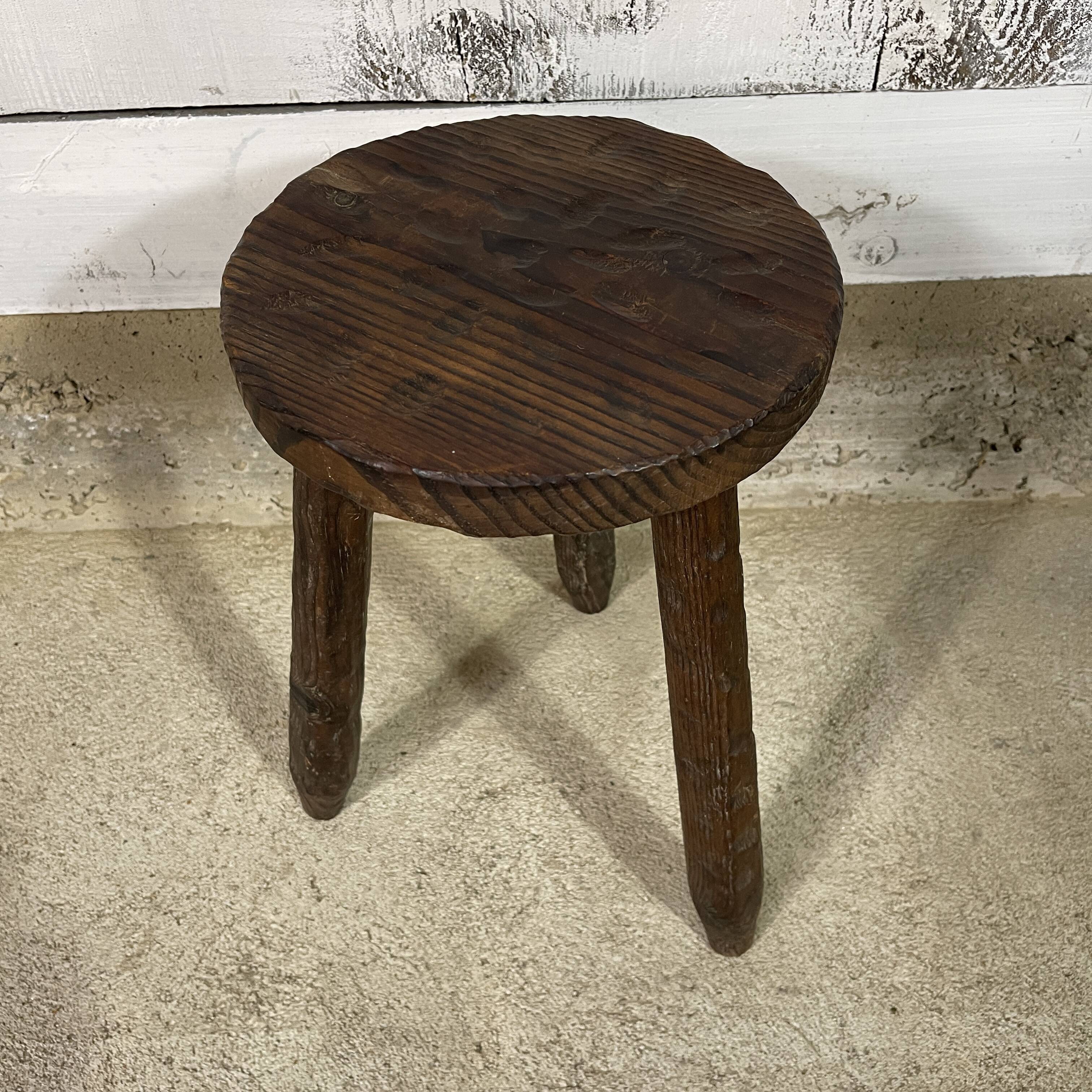 Tripod stool