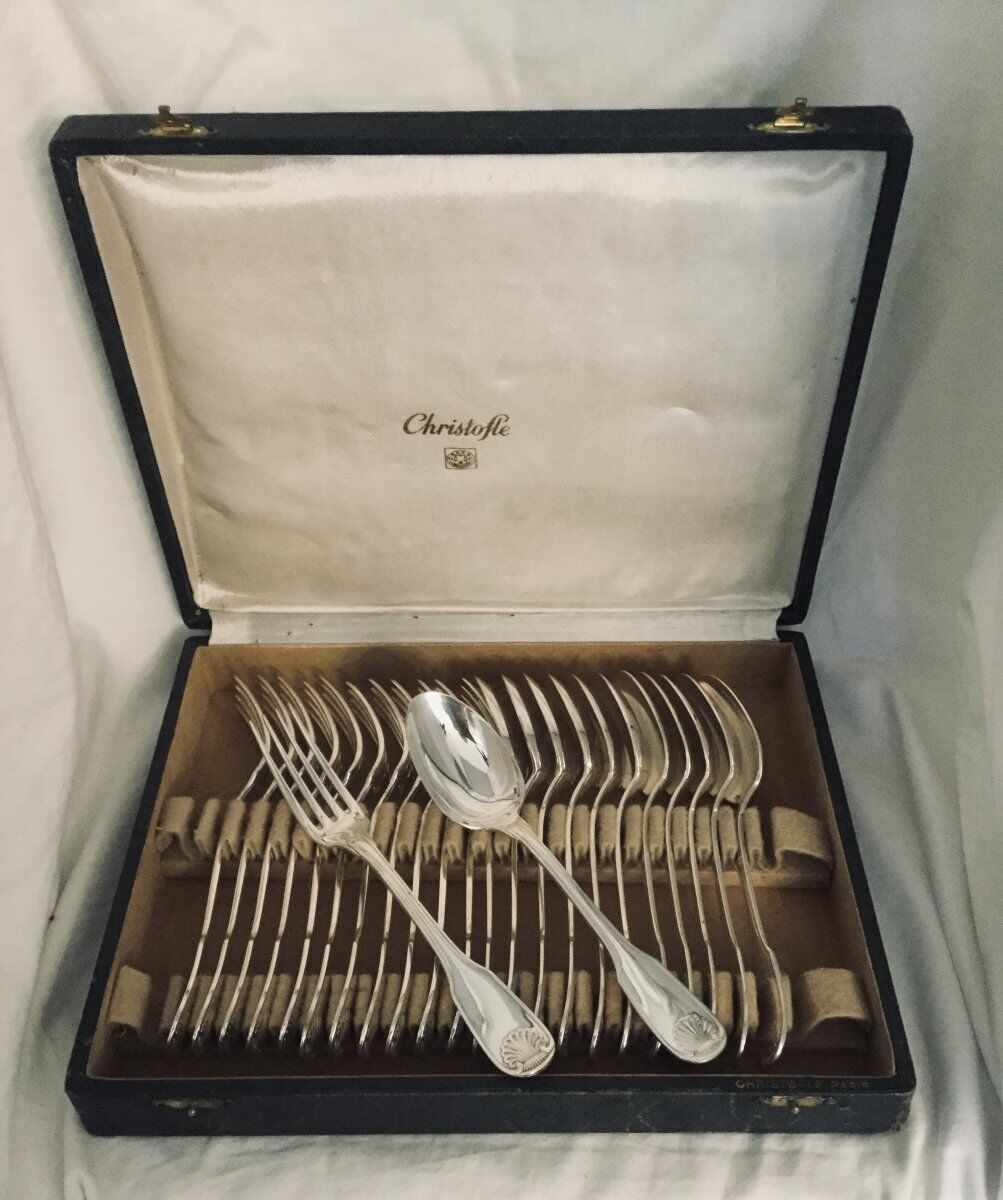 12 cutlery in entremets christofle vendôme