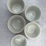 Lot of 5 caches pots in white earthenware
