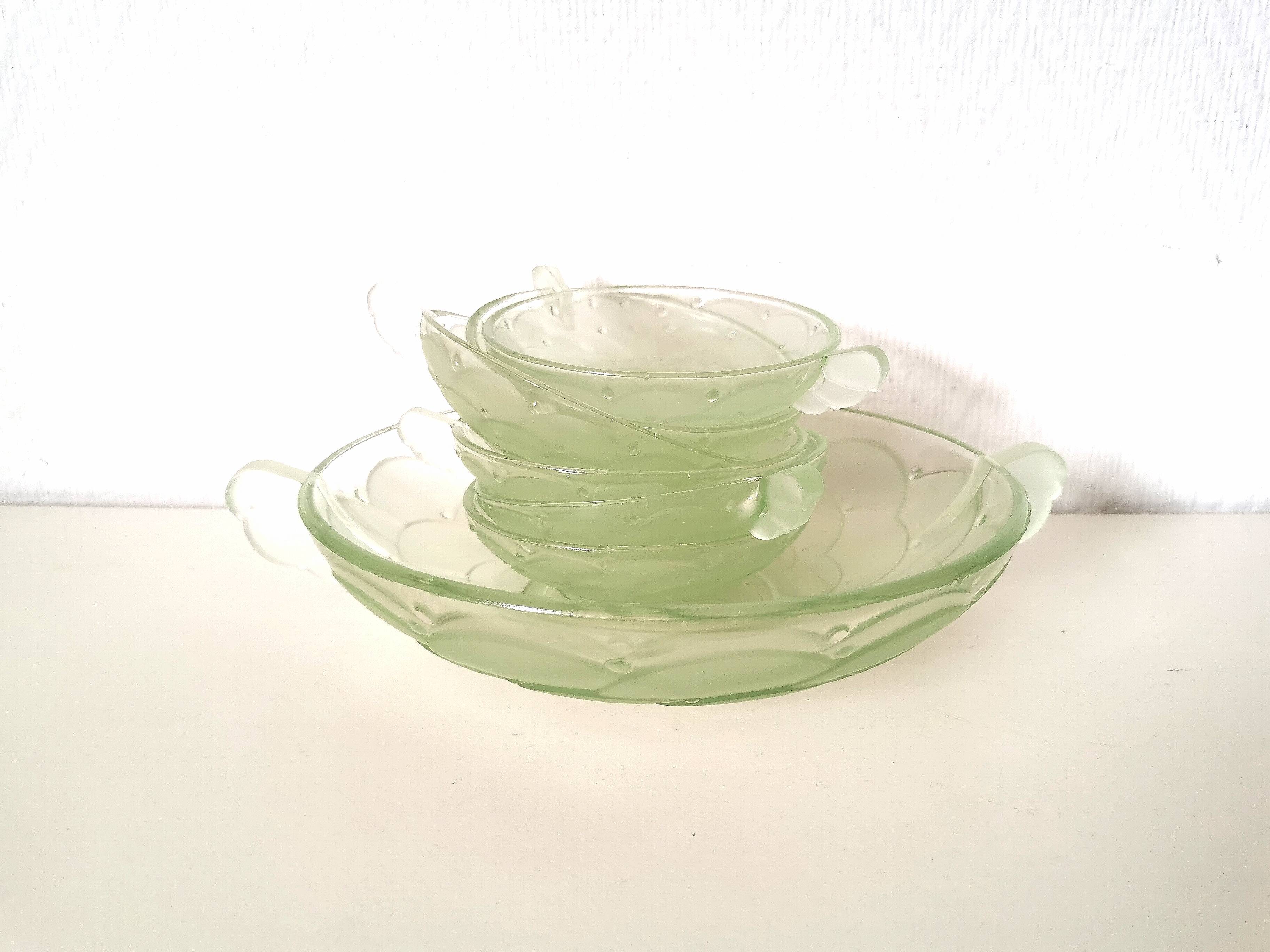 Art Deco dessert service in uraline, salad bowl and cup