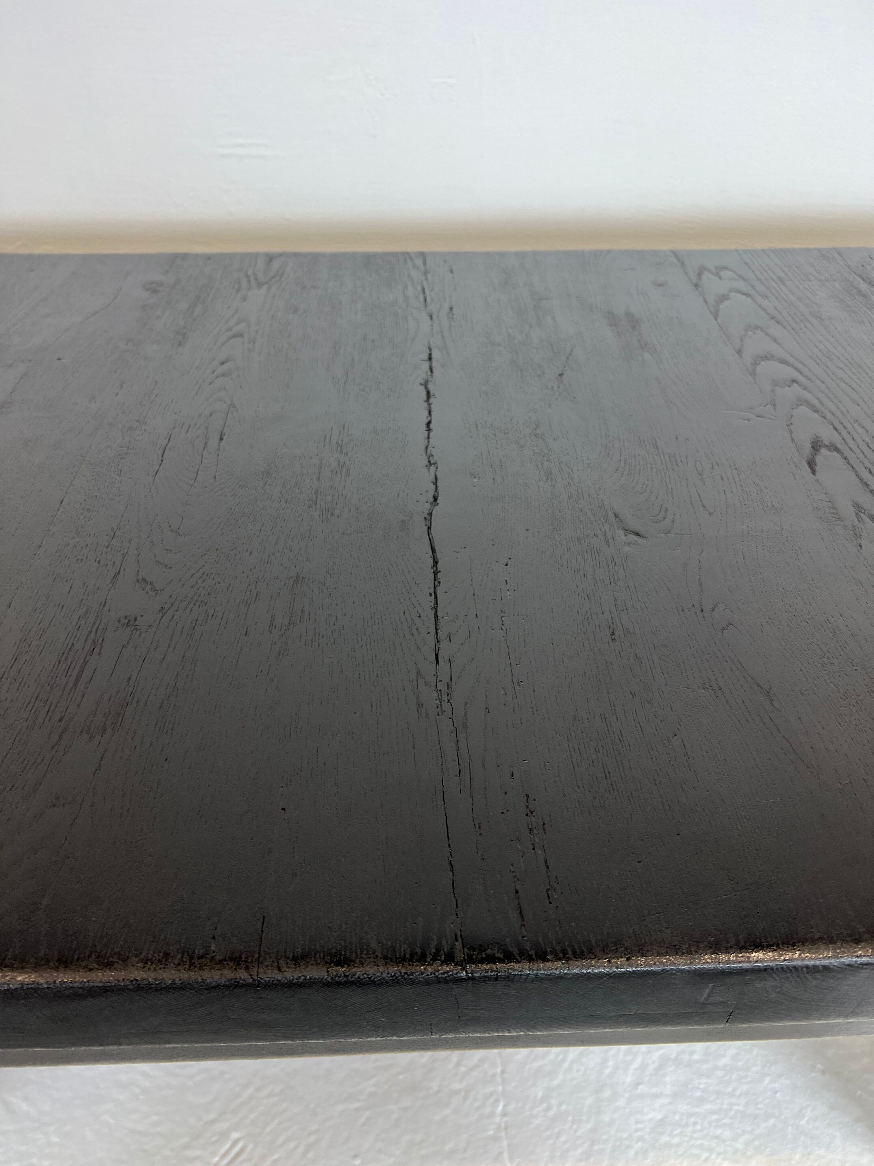 Brutalist elm table Wabi-sabi spirit and its 2 benches