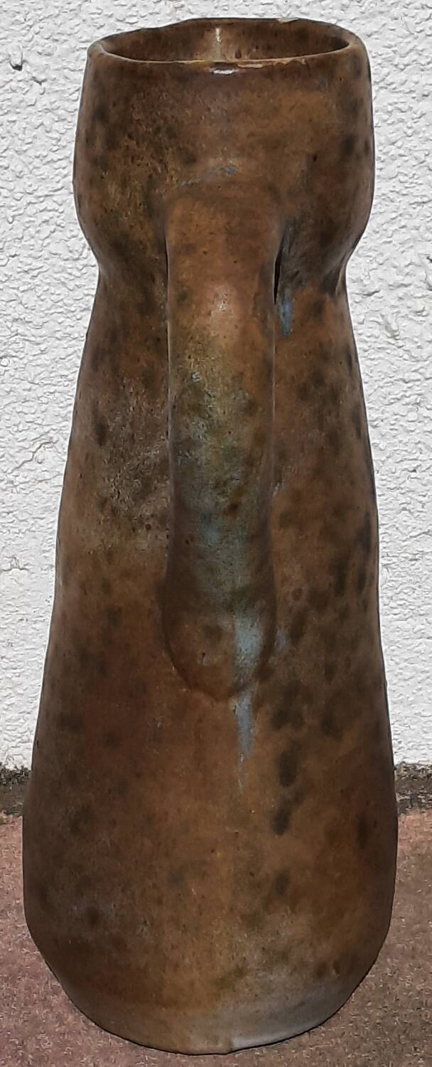 Ceramic vase (or pitcher), signed. (Agnès Escala, Vallauris)