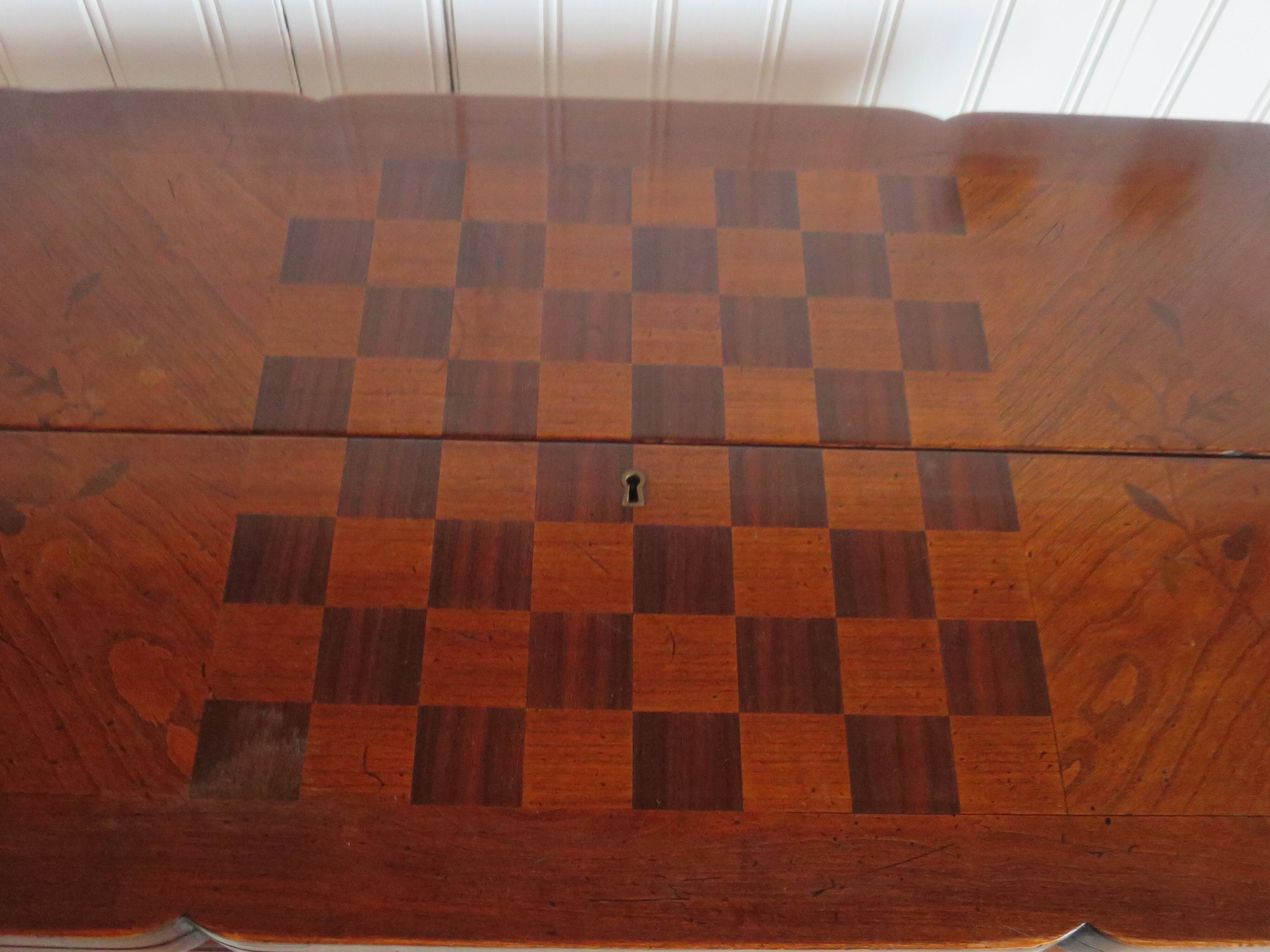Secretary with mechanism - 4 secret drawers - lock - marquetry chessboard - 1950