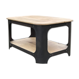 Indus coffee table: solid oak and metal