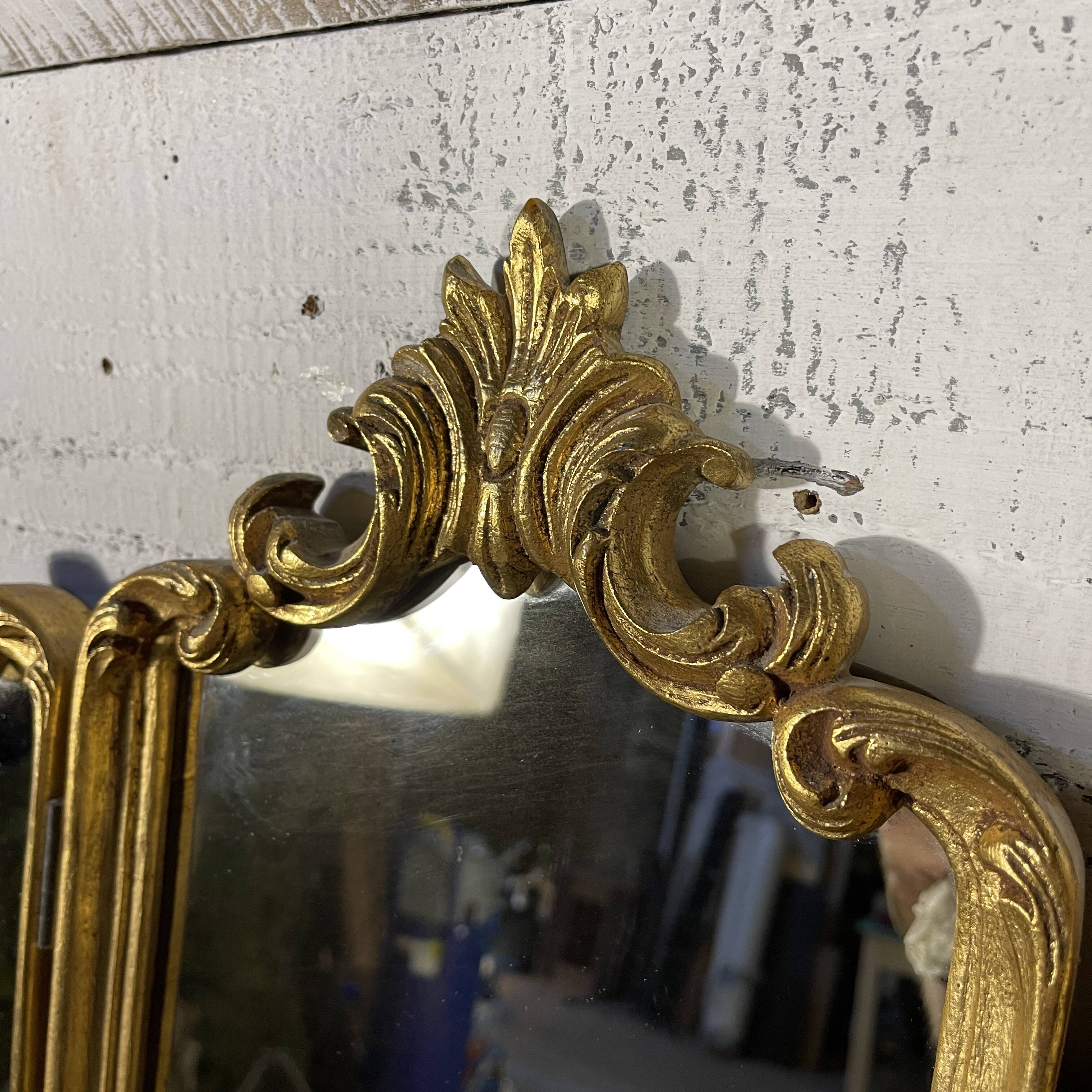 MIROIR TRIPTYQUE doré de style Louis XV