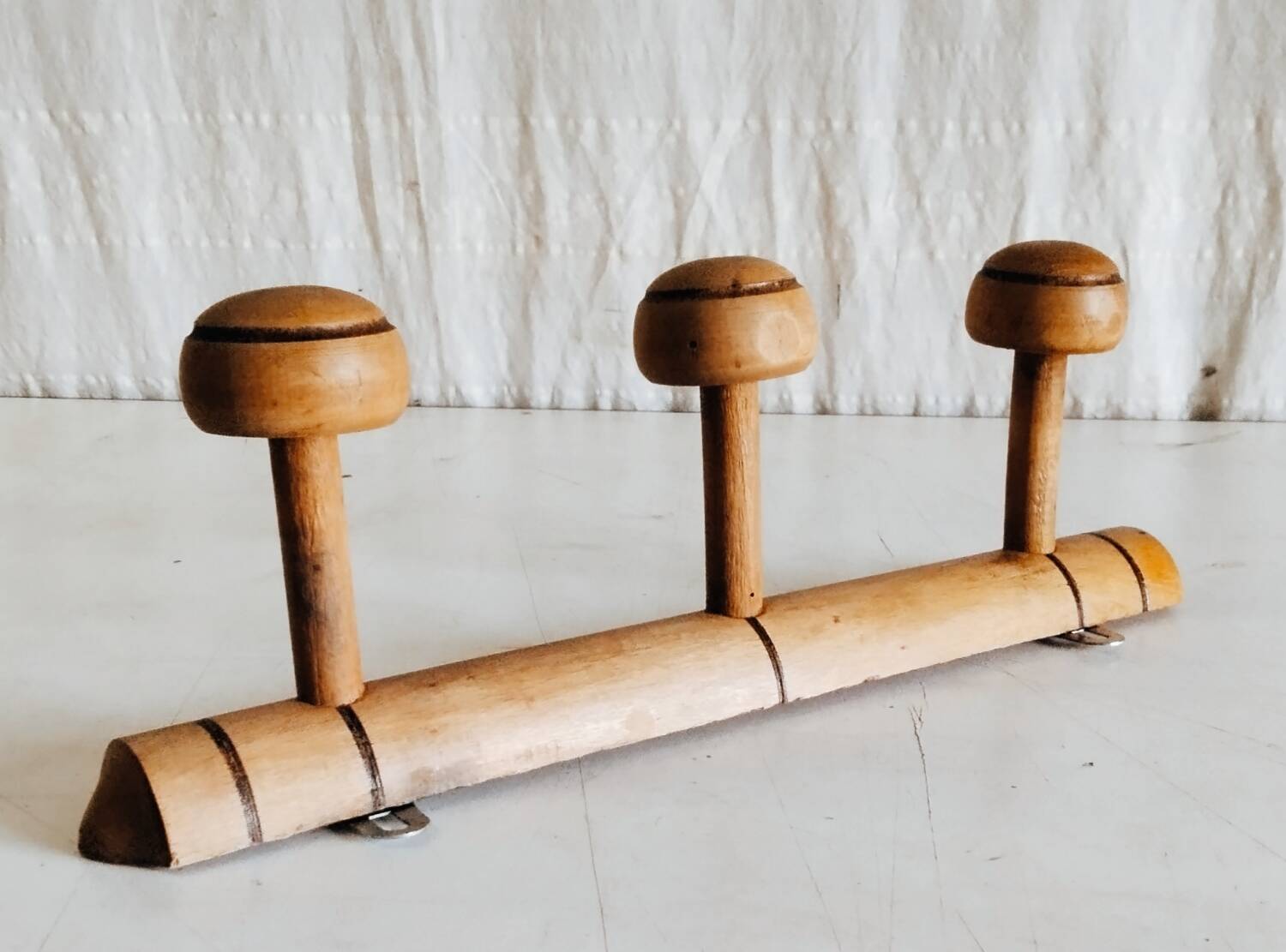 Solid wood coat rack with 3 hooks - mid 20th century