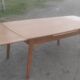 Table scandinave