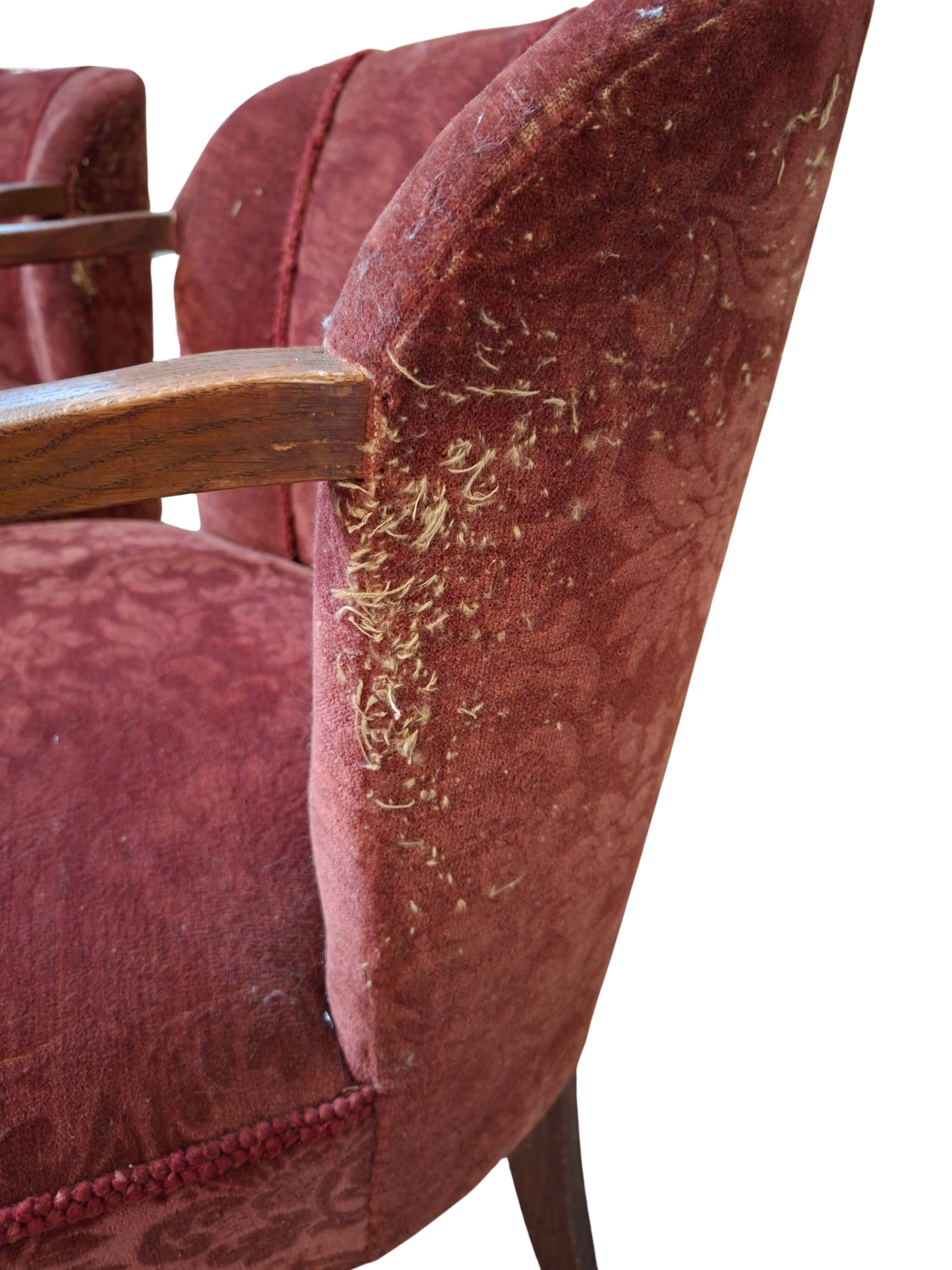 Elegante Coppia di Poltrone Vintage Anni '60 in Rovere e Velluto Damascato