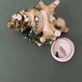 Ceramic teapot with a capacity of 0.5 liters in the shape of a shell