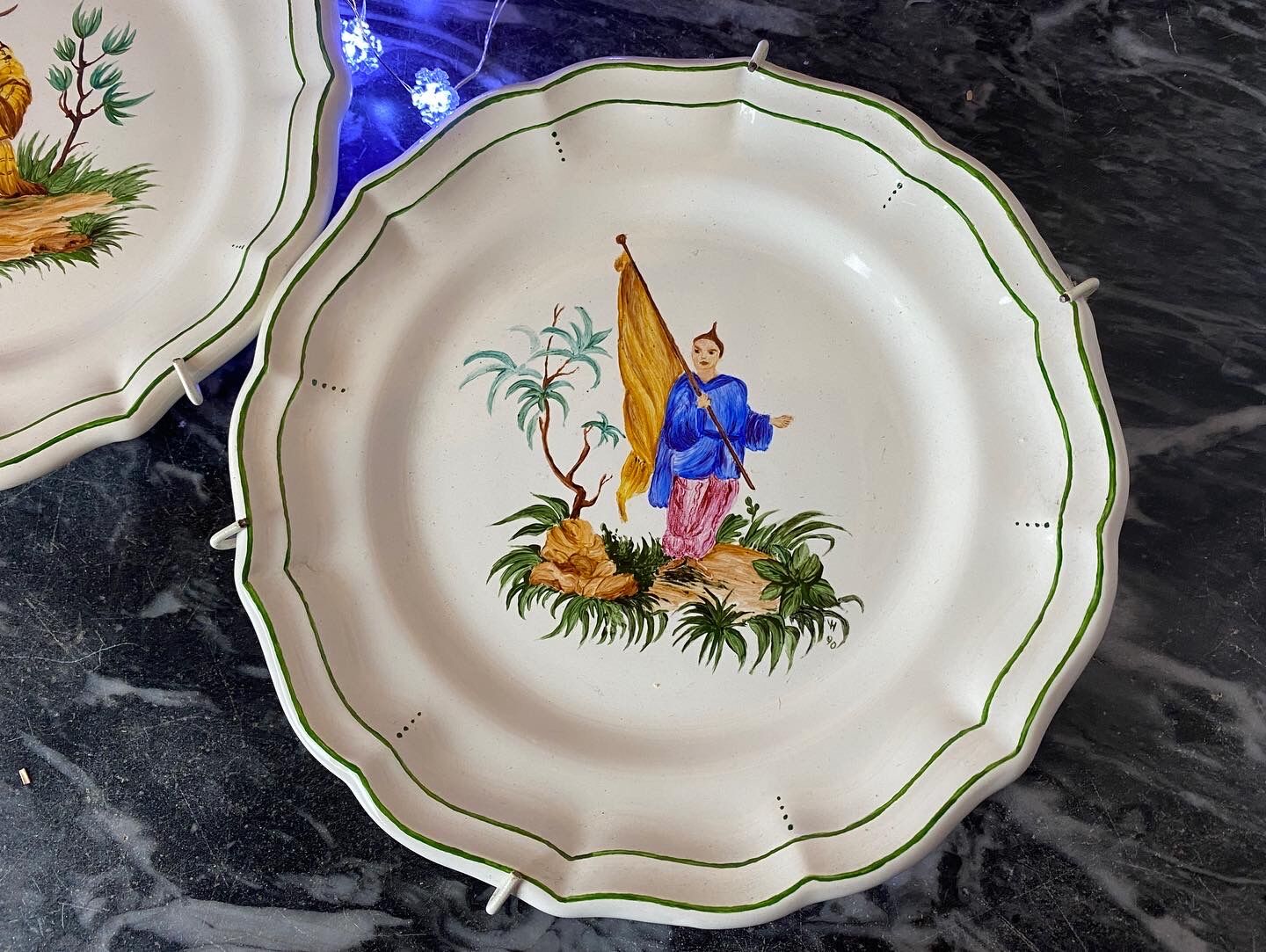 Set of 3 decorative earthenware plates stamped "Gien"